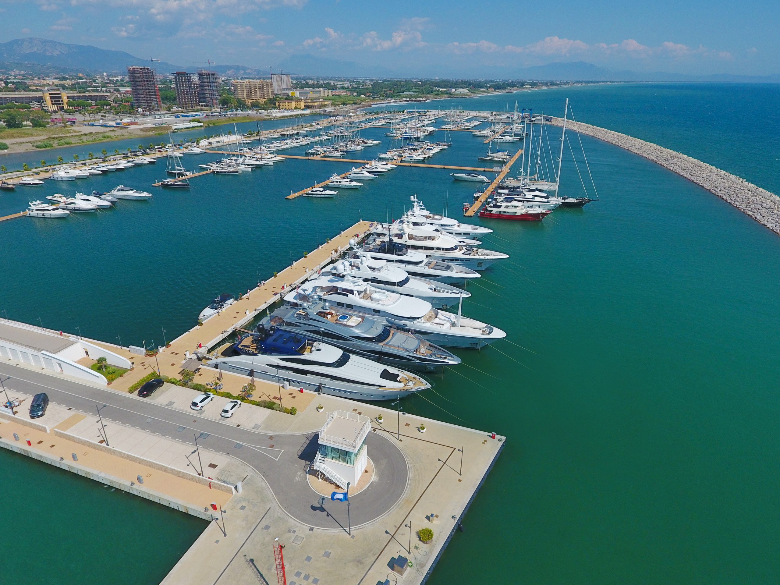 berthforsuperyacht Marina D'Arechi salerno italy